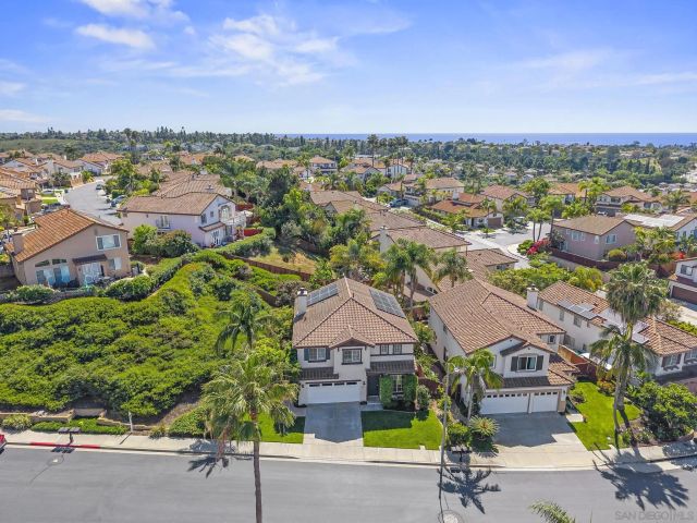 1423 Sapphire, Carlsbad, CA 92011