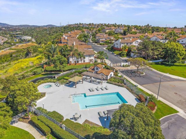 1423 Sapphire, Carlsbad, CA 92011