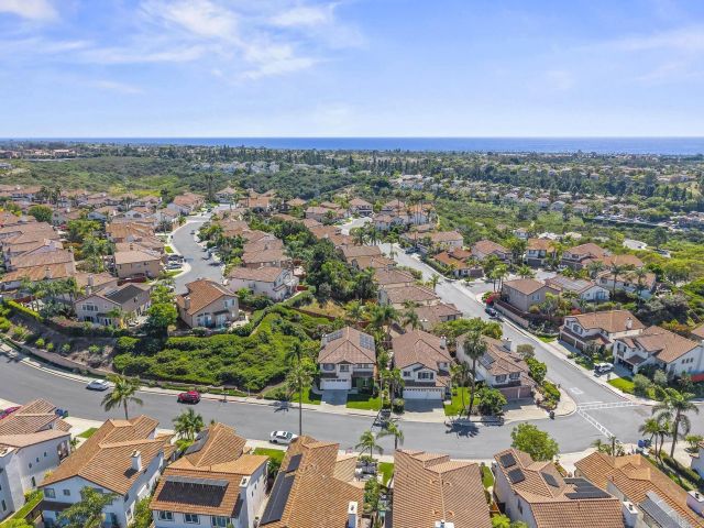 1423 Sapphire, Carlsbad, CA 92011