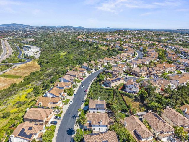 1423 Sapphire, Carlsbad, CA 92011