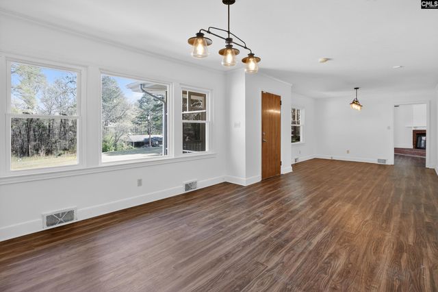 46 Pinecrest Avenue, Great Falls, SC 29055