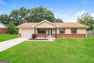 65 Grove Creek Drive, Locust Grove, GA 30248