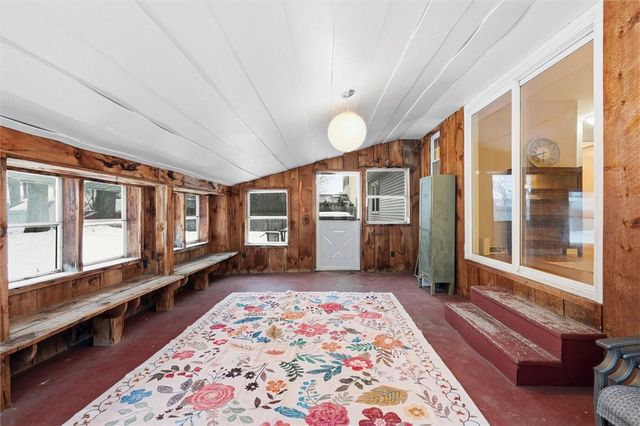 7641 Windsor Drive North, Clay, NY 13212