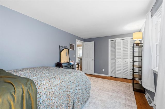 7641 Windsor Drive North, Clay, NY 13212