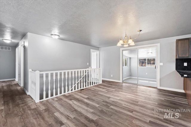 10375 W Roan Meadows Drive, Boise, ID 83709