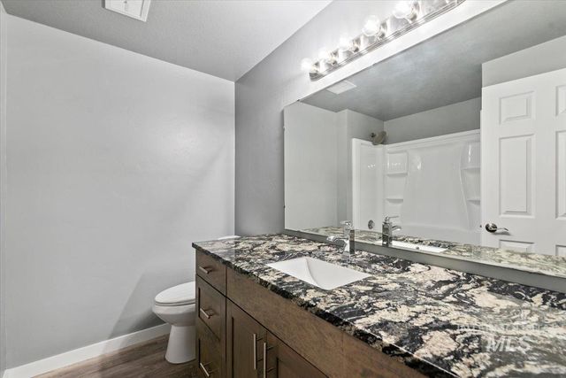 10375 W Roan Meadows Drive, Boise, ID 83709