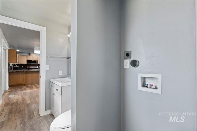 10375 W Roan Meadows Drive, Boise, ID 83709