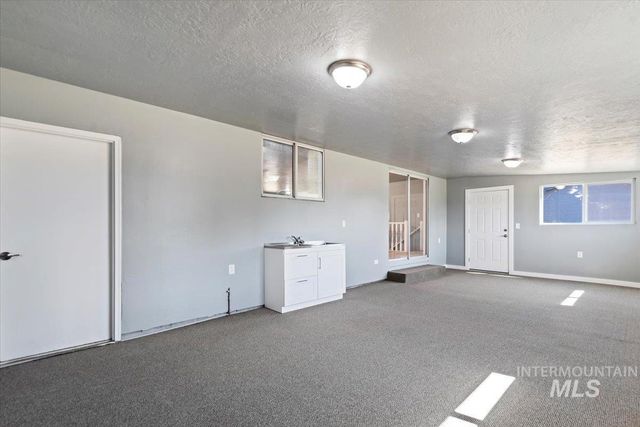 10375 W Roan Meadows Drive, Boise, ID 83709