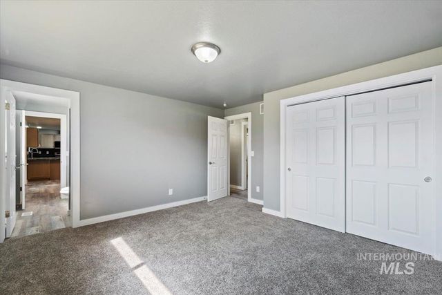 10375 W Roan Meadows Drive, Boise, ID 83709