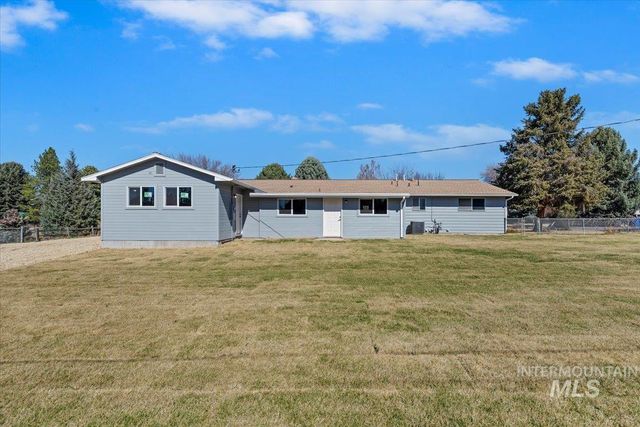 10375 W Roan Meadows Drive, Boise, ID 83709