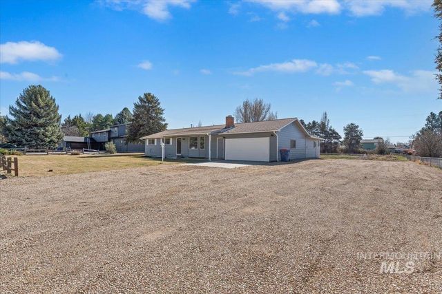 10375 W Roan Meadows Drive, Boise, ID 83709