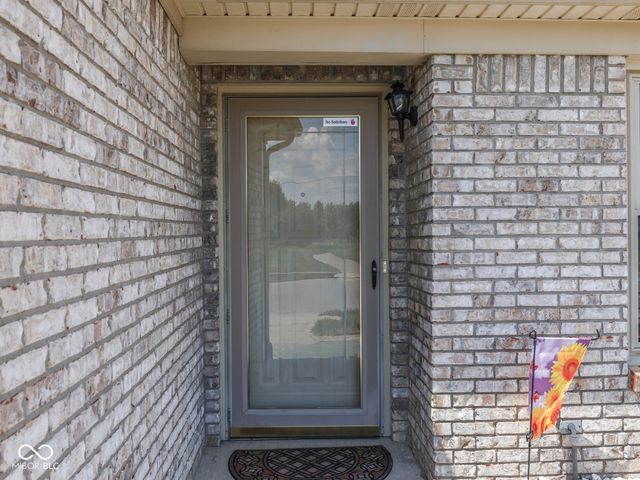1999 Flamingo Way, Franklin, IN 46131