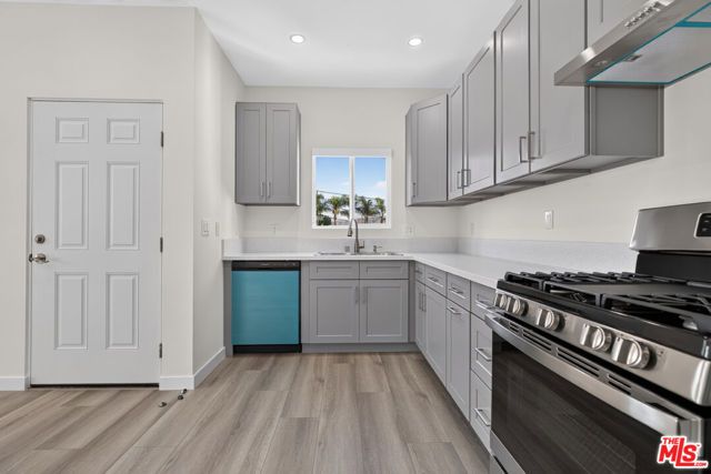 1809 N Avon Street 201, Burbank, CA 91505