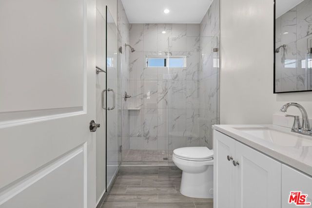 1809 N Avon Street 201, Burbank, CA 91505