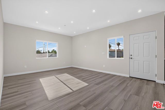1809 N Avon Street 201, Burbank, CA 91505