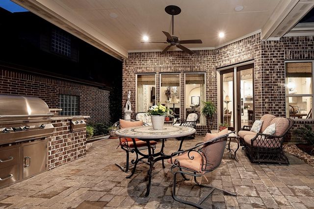 207 Muirfield Pointe Way, Montgomery, TX 77316