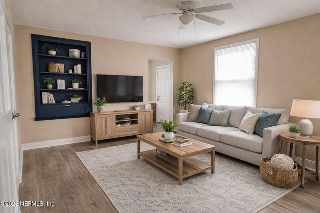 527 E 58TH Street, Jacksonville, FL 32208