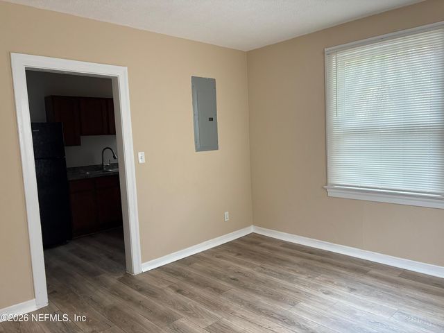 527 E 58TH Street, Jacksonville, FL 32208