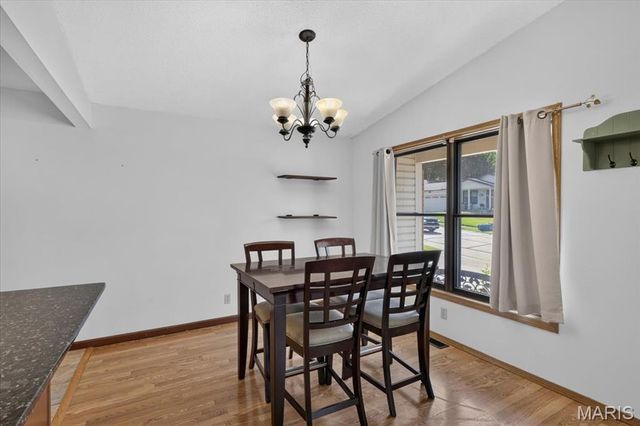12127 Josephine Marie Drive, Maryland Heights, MO 63043