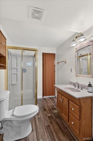 12127 Josephine Marie Drive, Maryland Heights, MO 63043