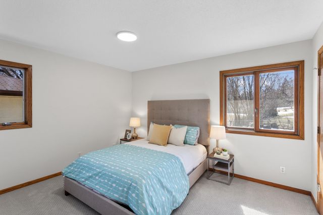 3906 Mica Trail, Eagan, MN 55122