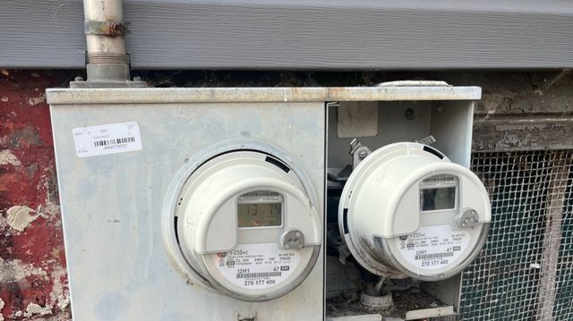 6833 S May Street, Chicago, IL 60621