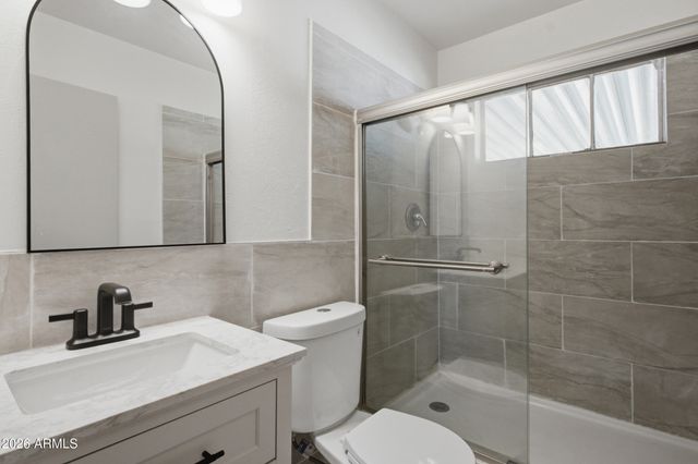 2114 W RANCHO Drive, Phoenix, AZ 85015