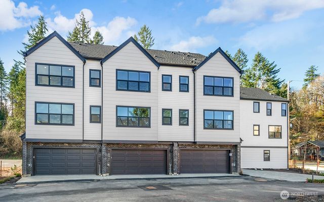 706 Newport Way NW, Issaquah, WA 98027