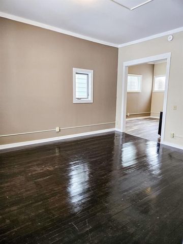 1015 Weeks Ave, Superior, WI 54880