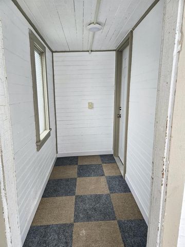 1015 Weeks Ave, Superior, WI 54880