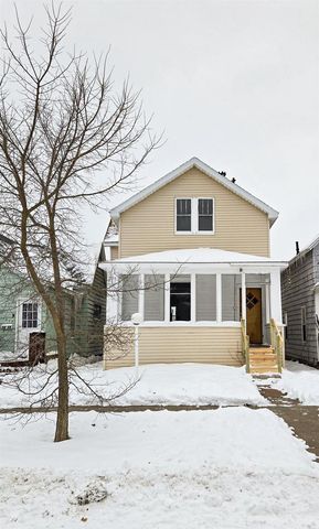 1015 Weeks Ave, Superior, WI 54880