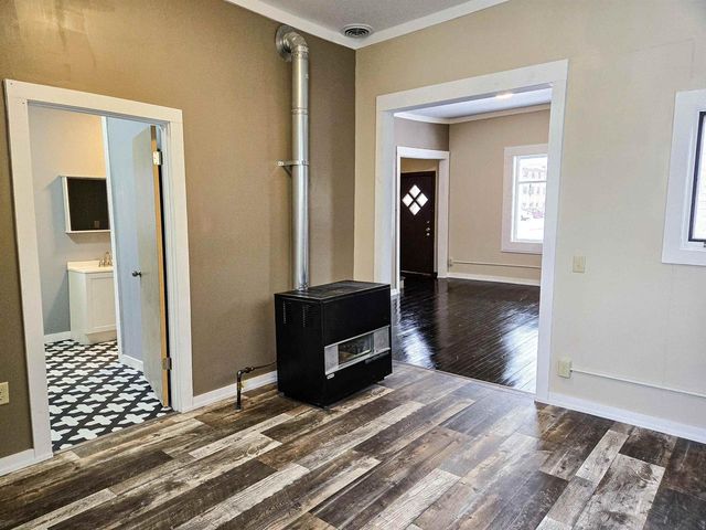 1015 Weeks Ave, Superior, WI 54880