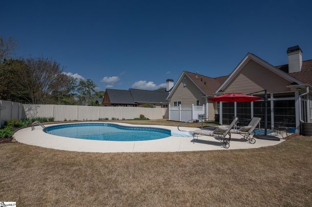 409 Wennington Place, Greer, SC 29650