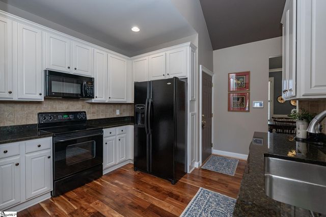 409 Wennington Place, Greer, SC 29650