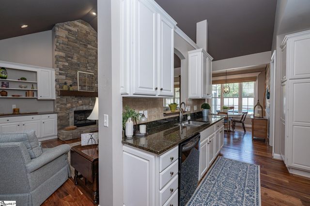 409 Wennington Place, Greer, SC 29650