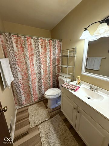 10057 Dedham Drive, Indianapolis, IN 46229