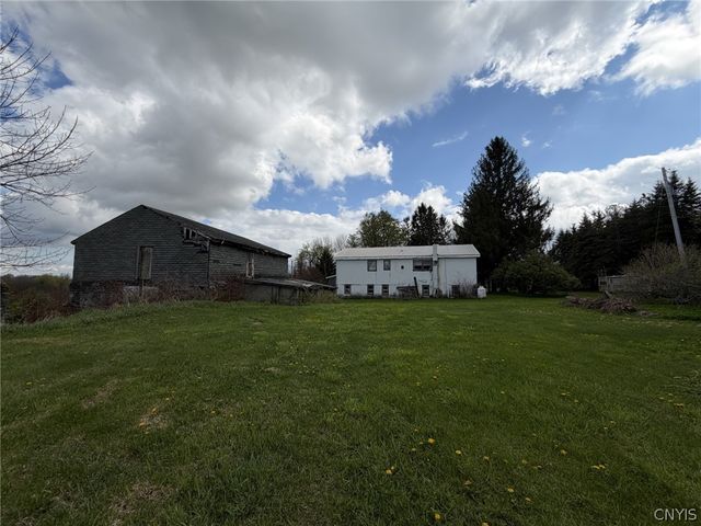 797 Hicks Road, Warren, NY 13407