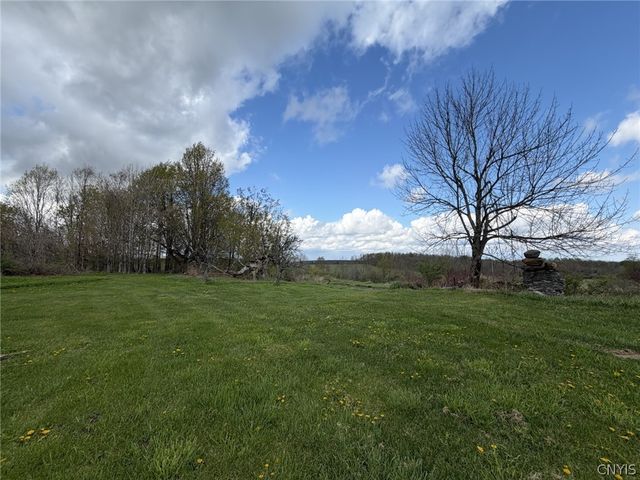 797 Hicks Road, Warren, NY 13407