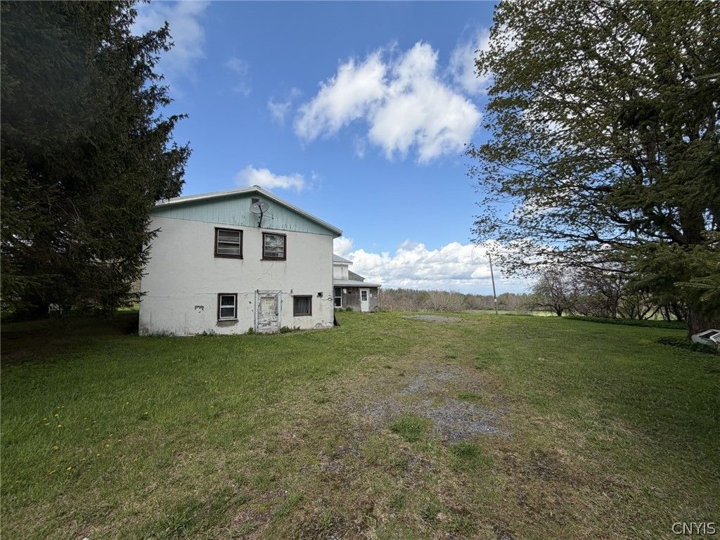 797 Hicks Road, Warren, NY 13407