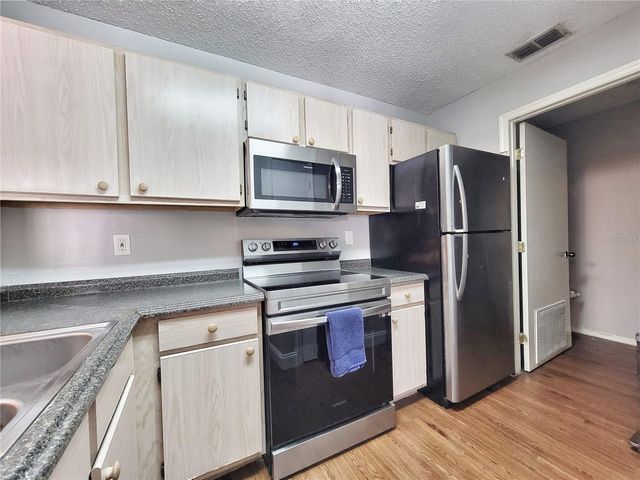 3705 SW 27TH STREET 527, Gainesville, FL 32608