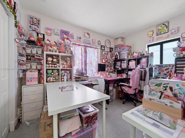 252 E 36th St, Hialeah, FL 33013