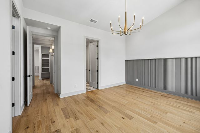2010A 9th Ave, N, Nashville, TN 37208