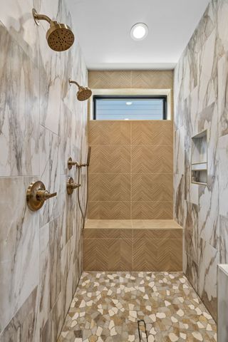 2010A 9th Ave, N, Nashville, TN 37208