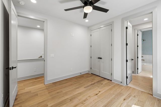2010A 9th Ave, N, Nashville, TN 37208