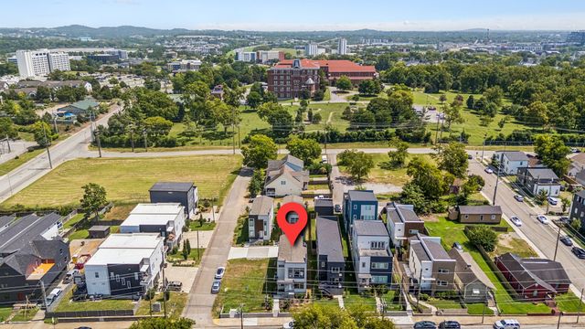 2010A 9th Ave, N, Nashville, TN 37208