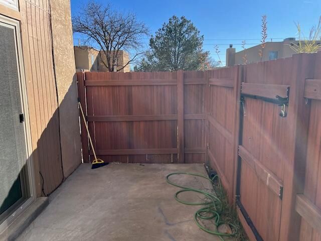 20 Plaza Olas Altos NE, Albuquerque, NM 87109