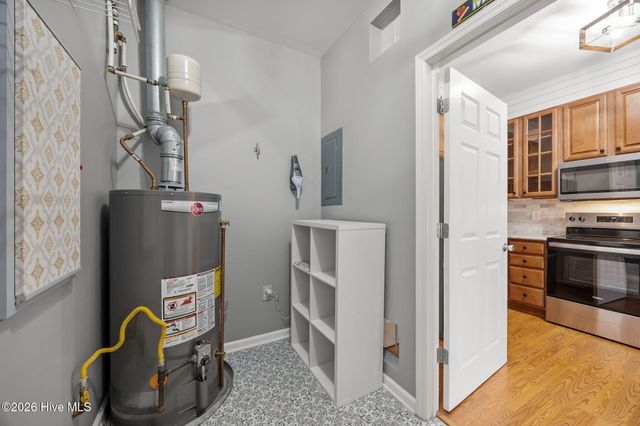 1121 Turtle Creek Road B, Greenville, NC 27858