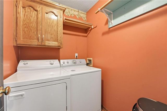 1201 Maple Lane, Pleasant Hill, MO 64080