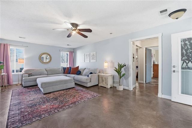 1201 Maple Lane, Pleasant Hill, MO 64080