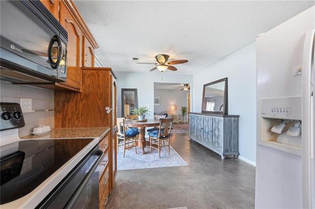 1201 Maple Lane, Pleasant Hill, MO 64080